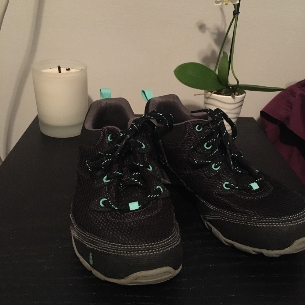 Ahnu Sugarpine Air-Mesh Low Hiking Shoes